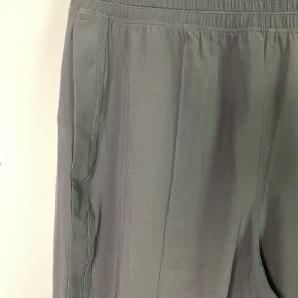lululemon Black Wanderer Medium Rise Relaxed Fit Pants — Women's Size 8 NWT NEW - Picture 8 of 13